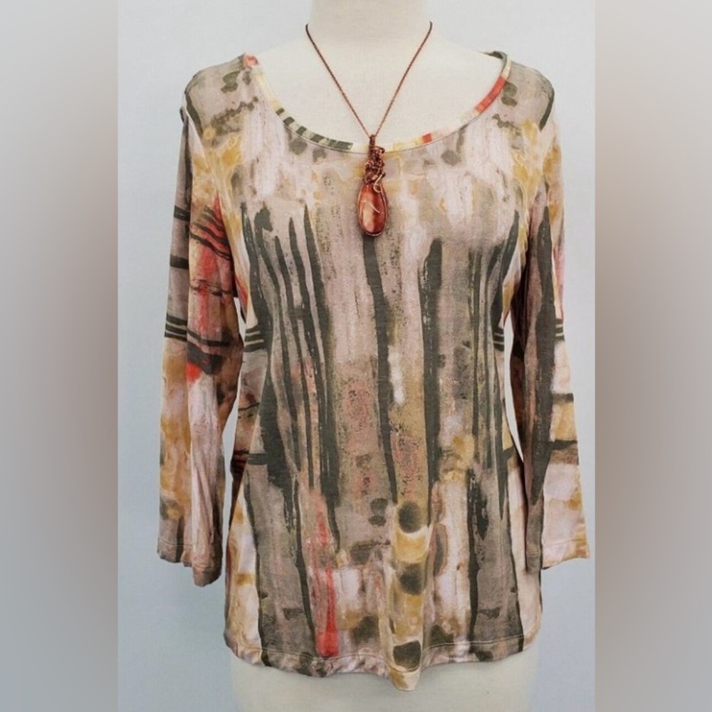 🫒Chico's Abstract Cream Earth Tone Design. 3/4 Sleeve, Scoop Neck, Tee. Size 1,M